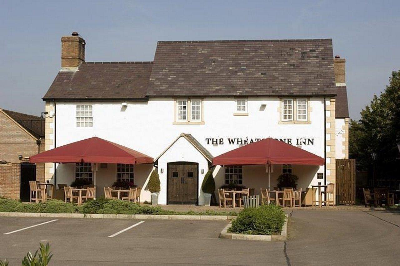 Premier Inn Gloucester Exteriör bild