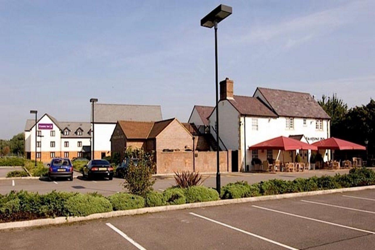 Premier Inn Gloucester Exteriör bild